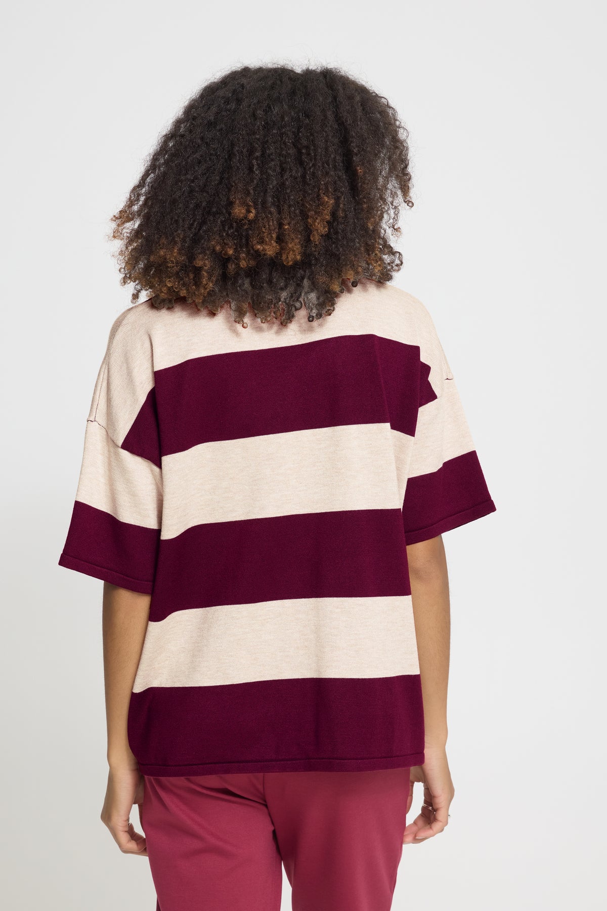 Maglia a righe larghe
