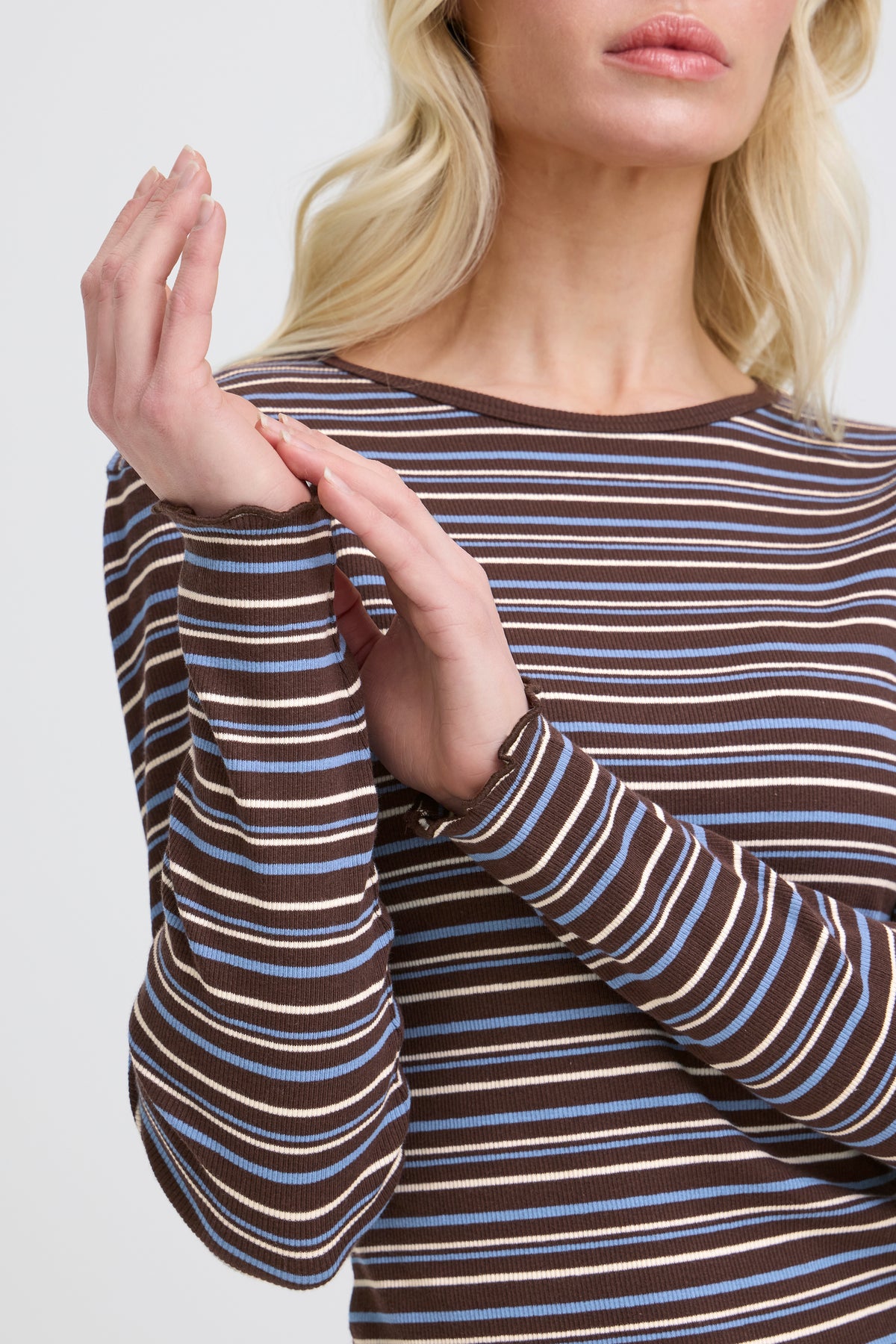 T-shirt maniche lunghe a costine