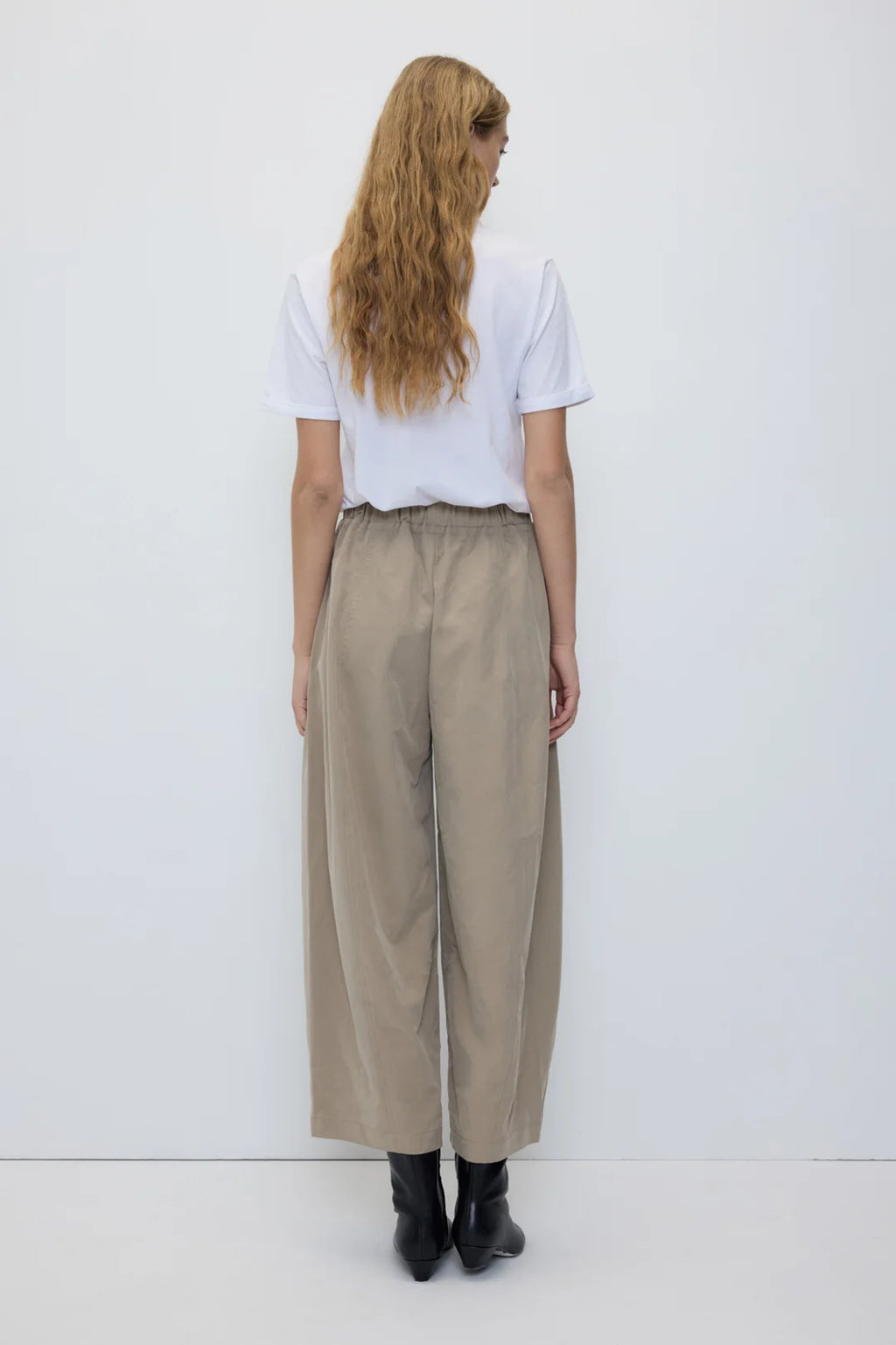 Pantaloni a gamba larga