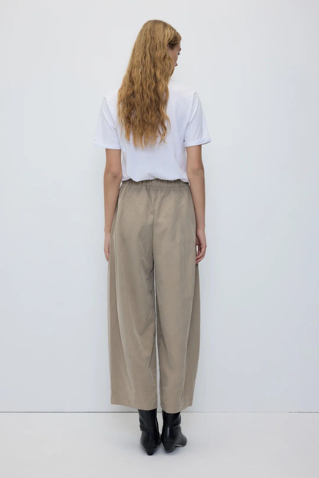 Pantaloni a gamba larga