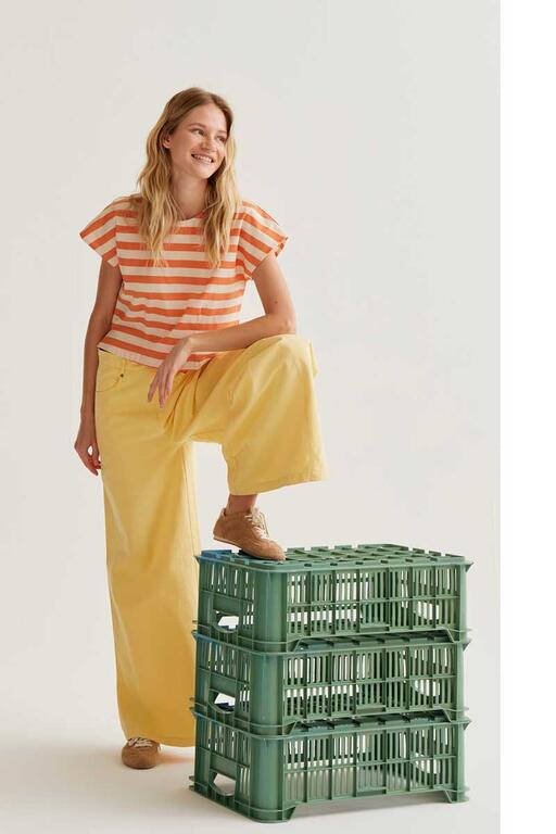 Pantaloni ampi
