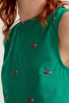 Top con ciliegie ricamate