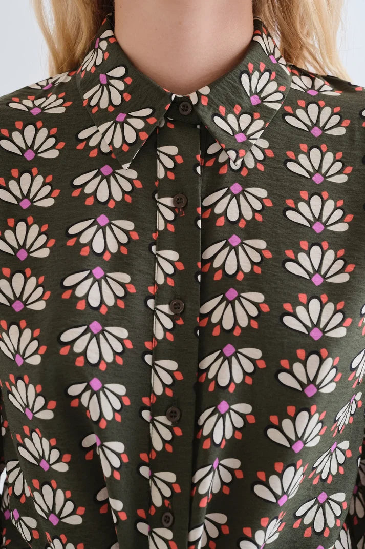 Camicia con pattern floreale
