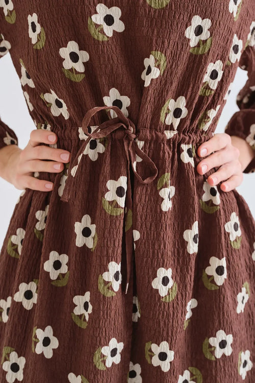 Abito corto con stampa maxi fiori