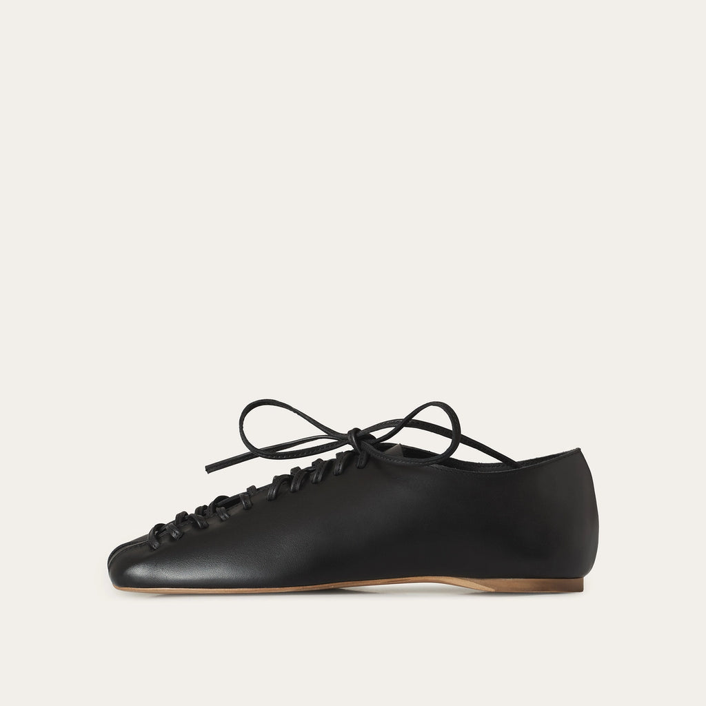 Scarpe stringate basse