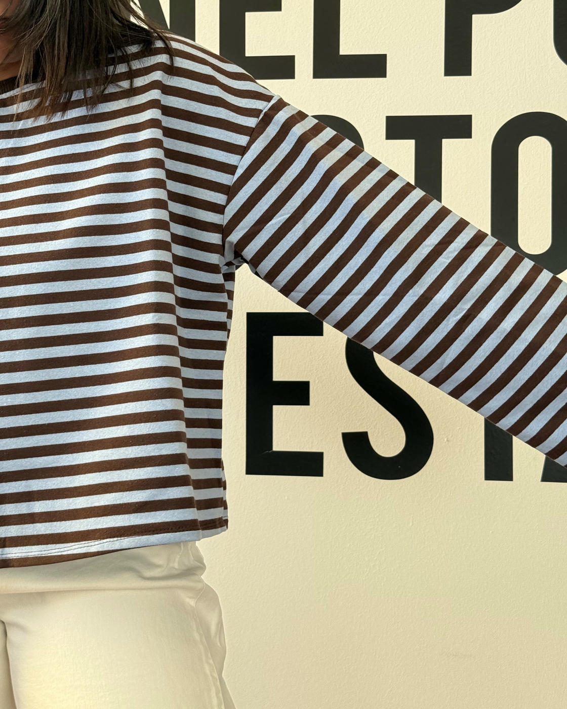 t-shirt over maniche lunghe