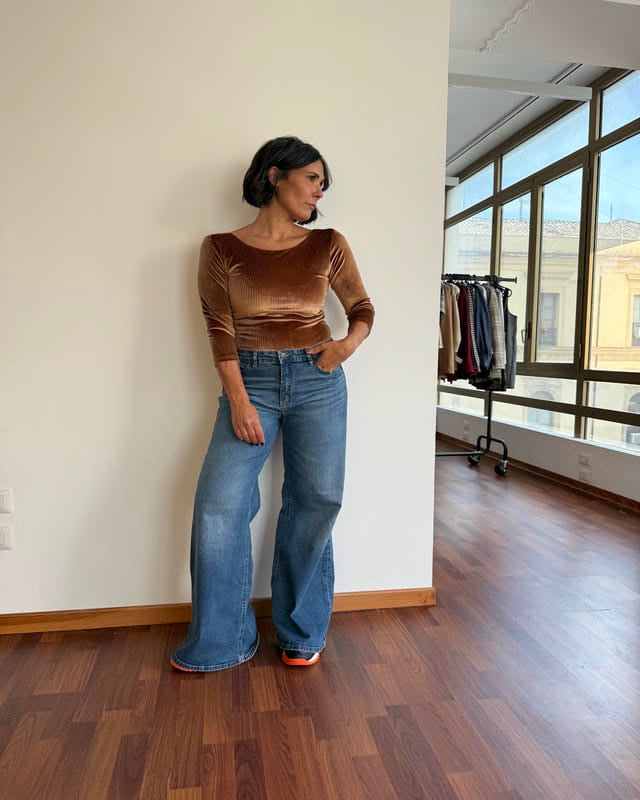 body con scollo dietro
