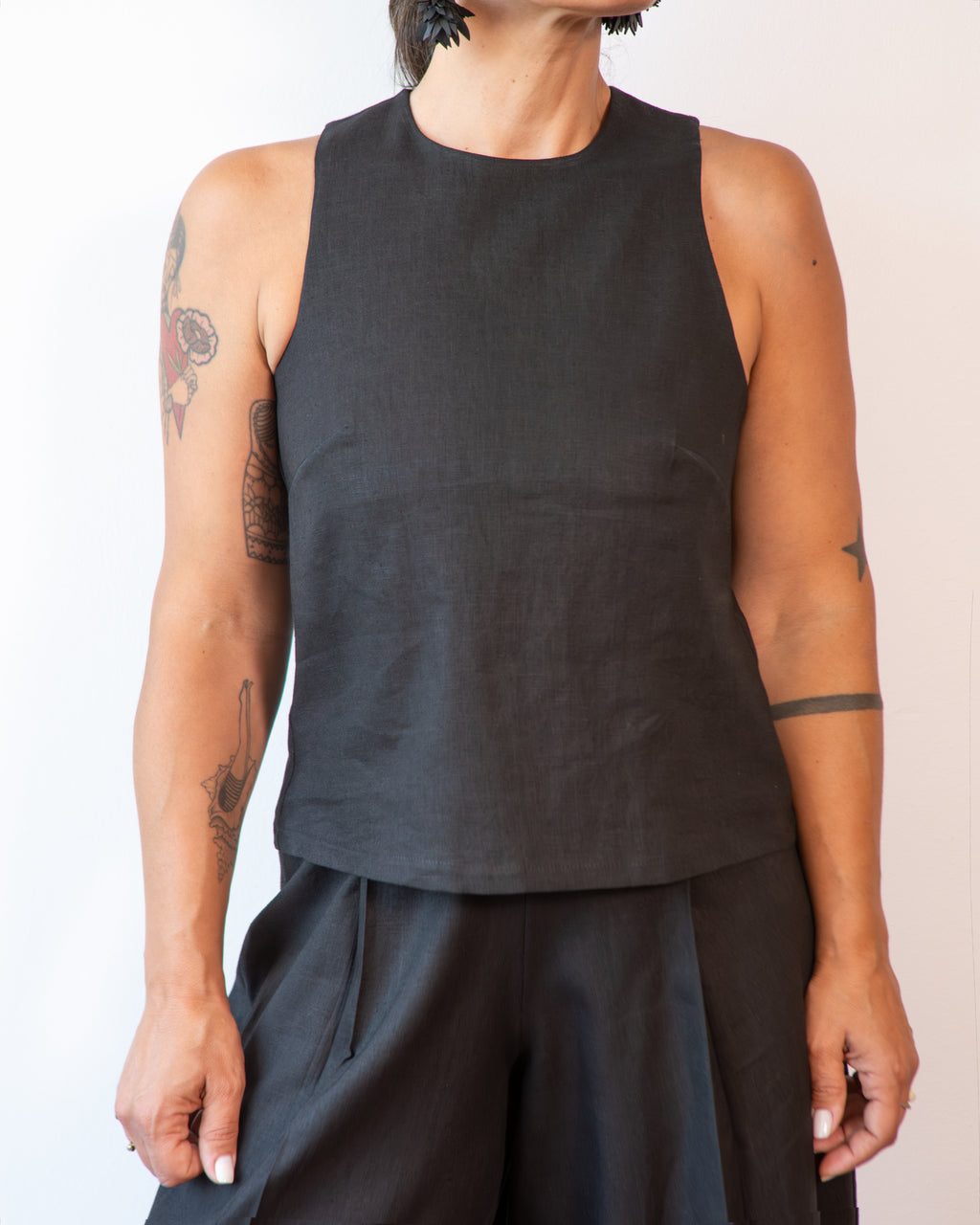 PREORDINE.Shorts in lino