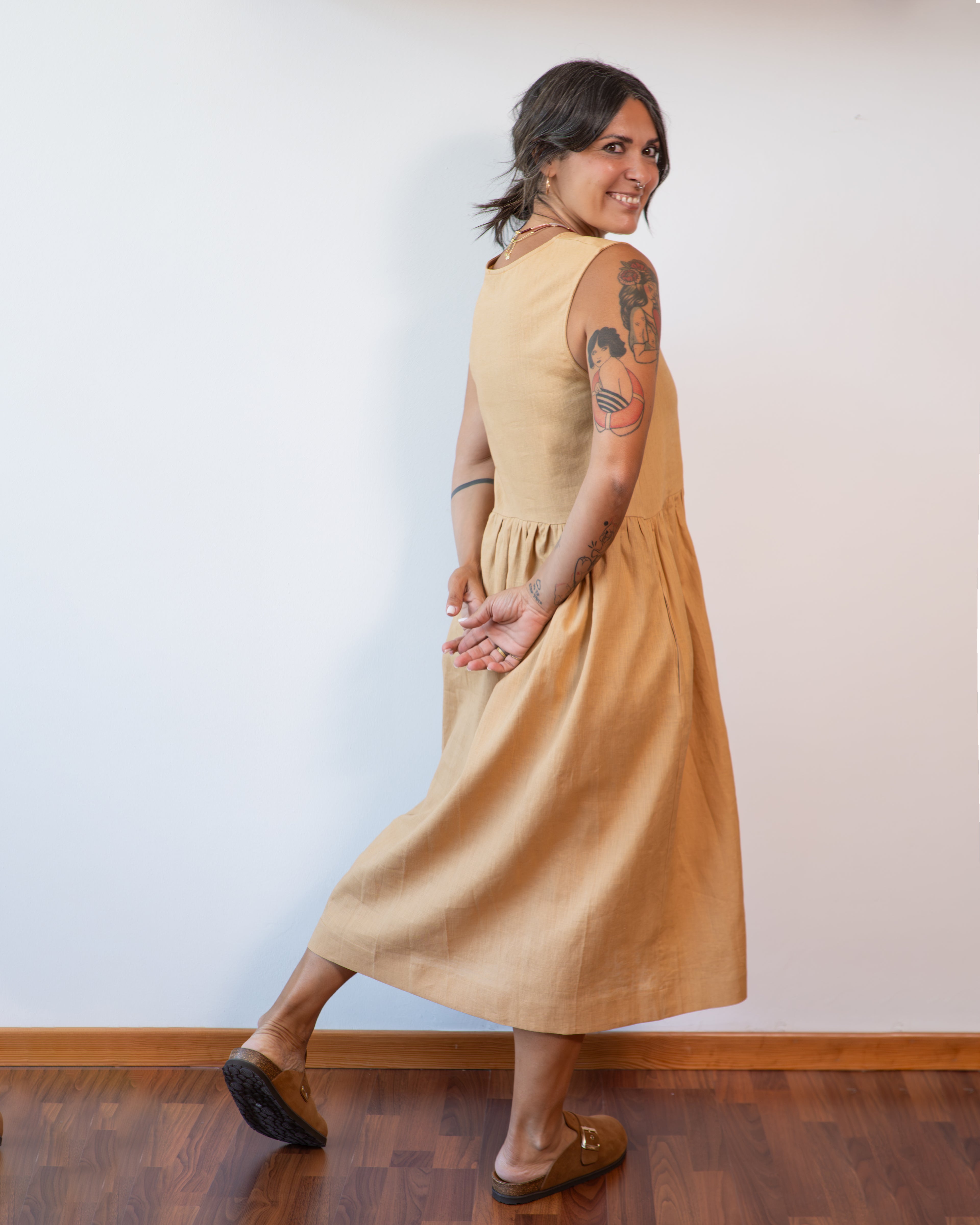 PREORDINE. Abito midi in lino