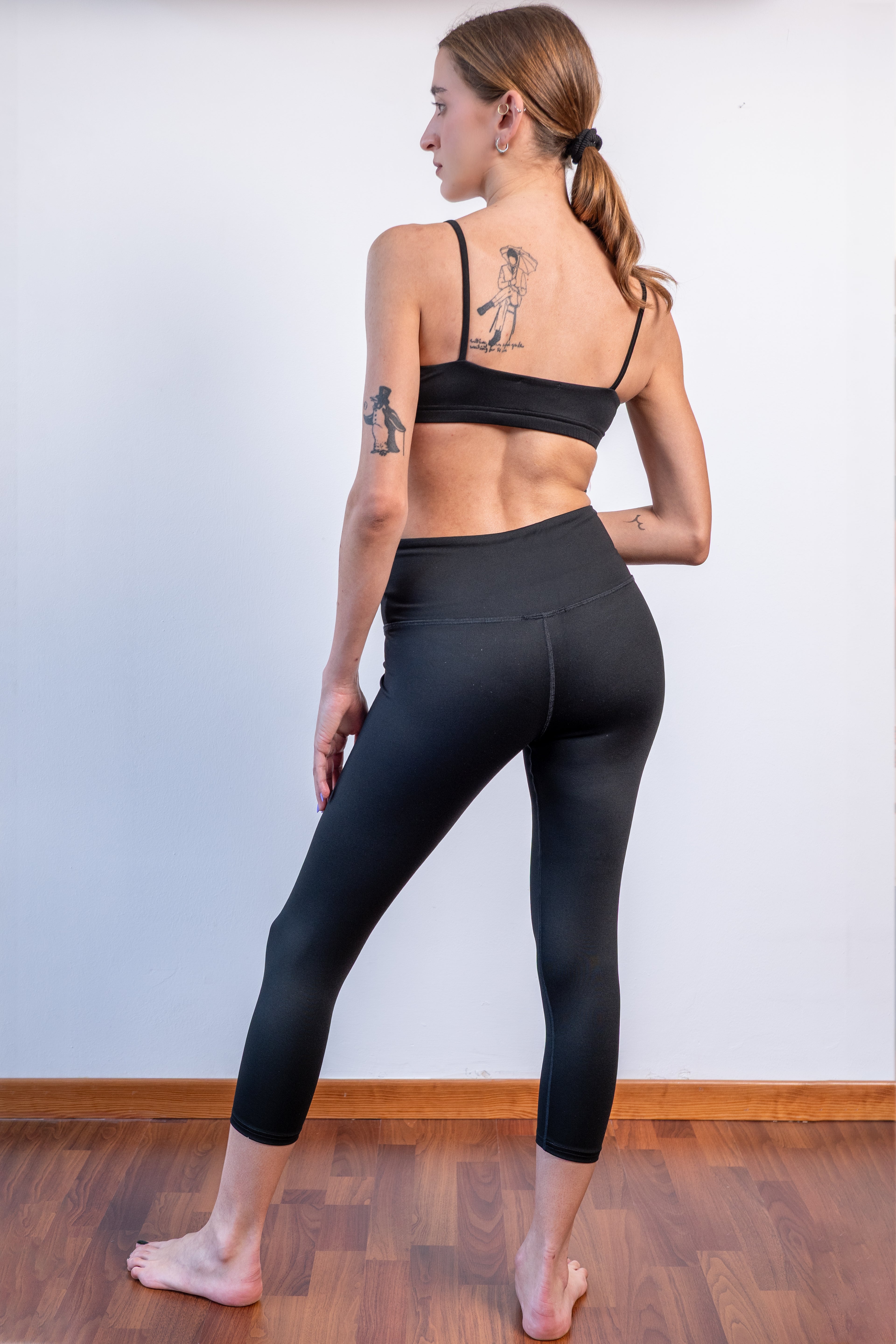 LINEA FITNESS. Leggings