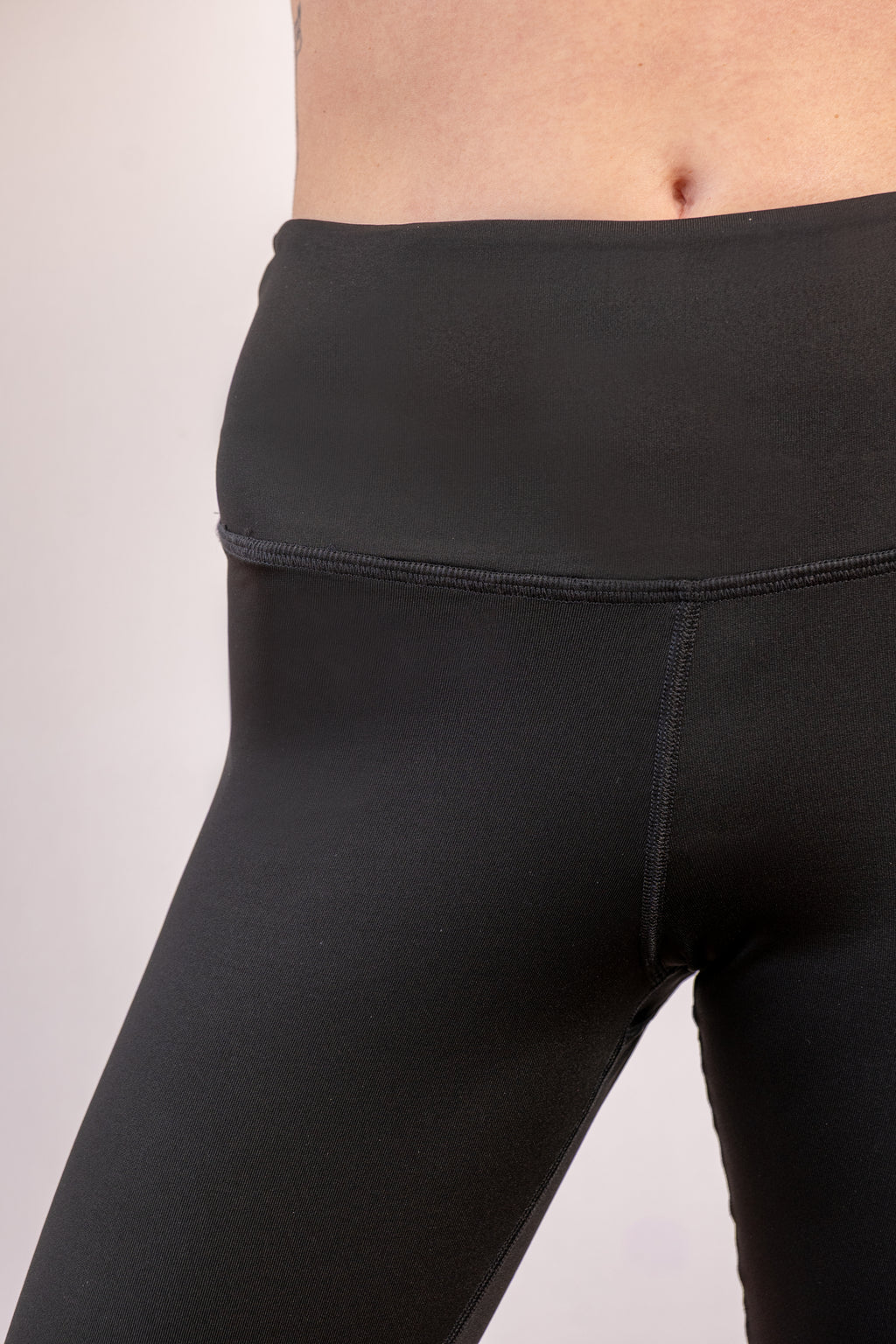 LINEA FITNESS. Leggings