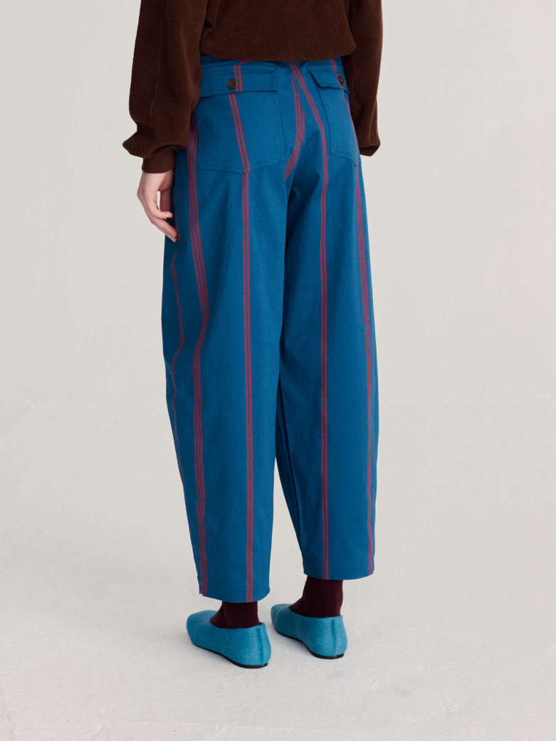Pantaloni barrel