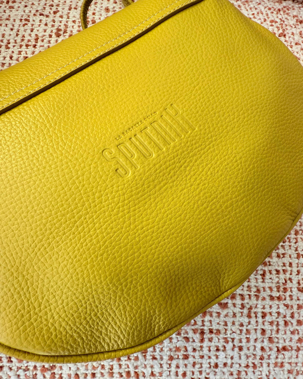 Borsa MEZZALUNA
